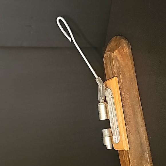 Vintage Reed's Rocket Nut Cracker - Picture 8 of 11